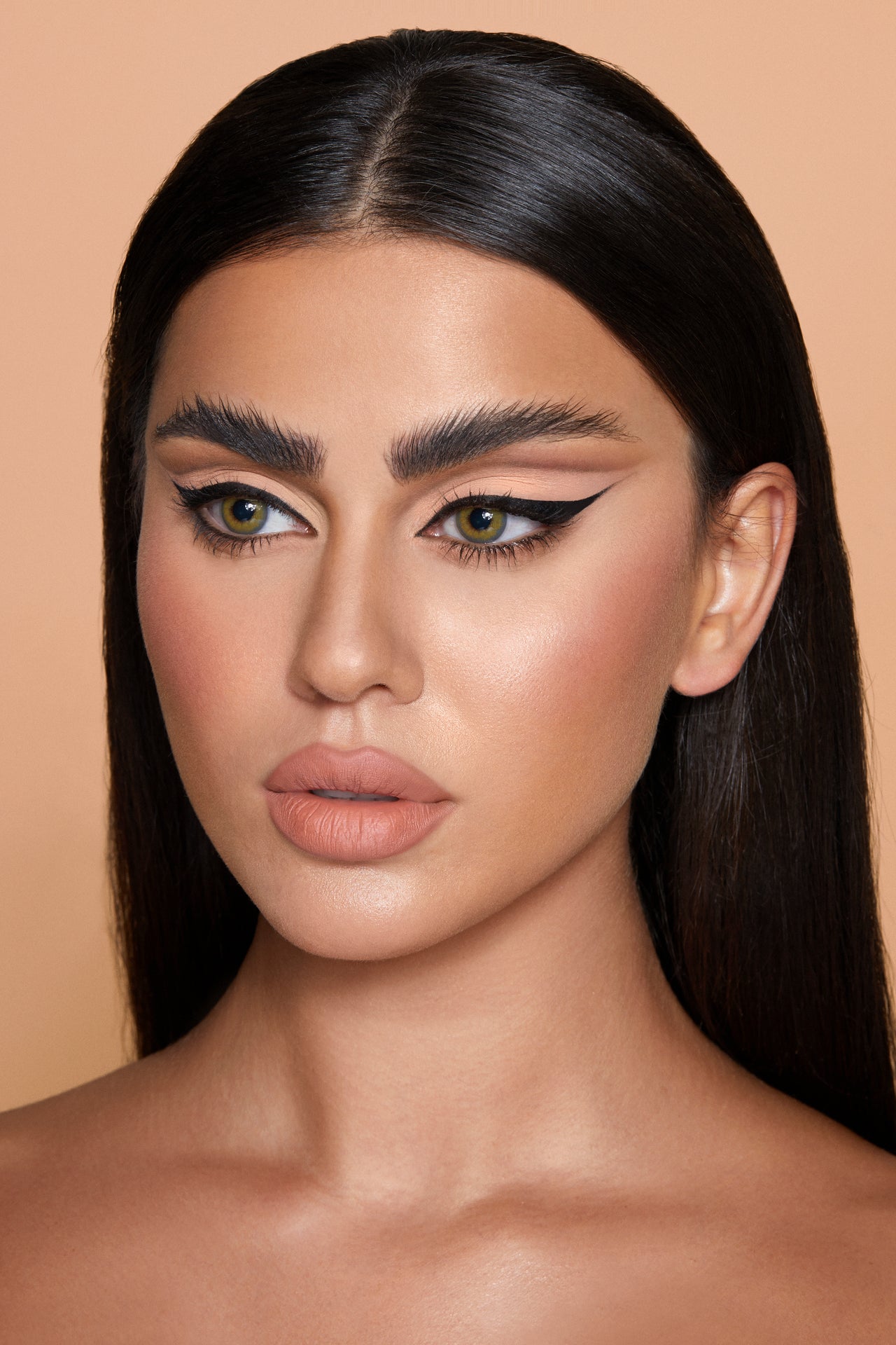 Guide to wearing contact lenses: For Healthy EYES!