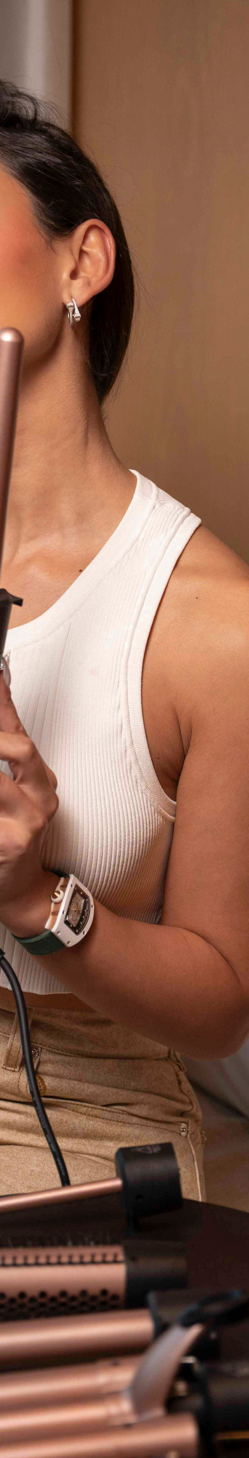 مجعد الشعر يومي بيوتي